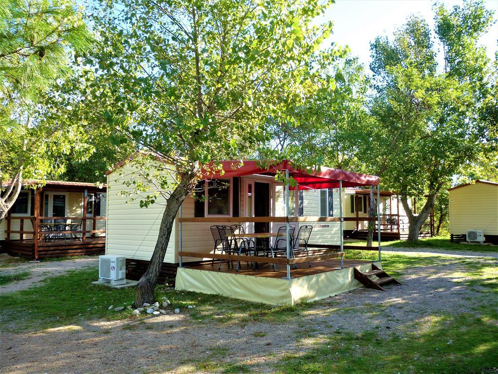 Campsite Pisak - Mobile Homes By The Sea Селине Екстер'єр фото